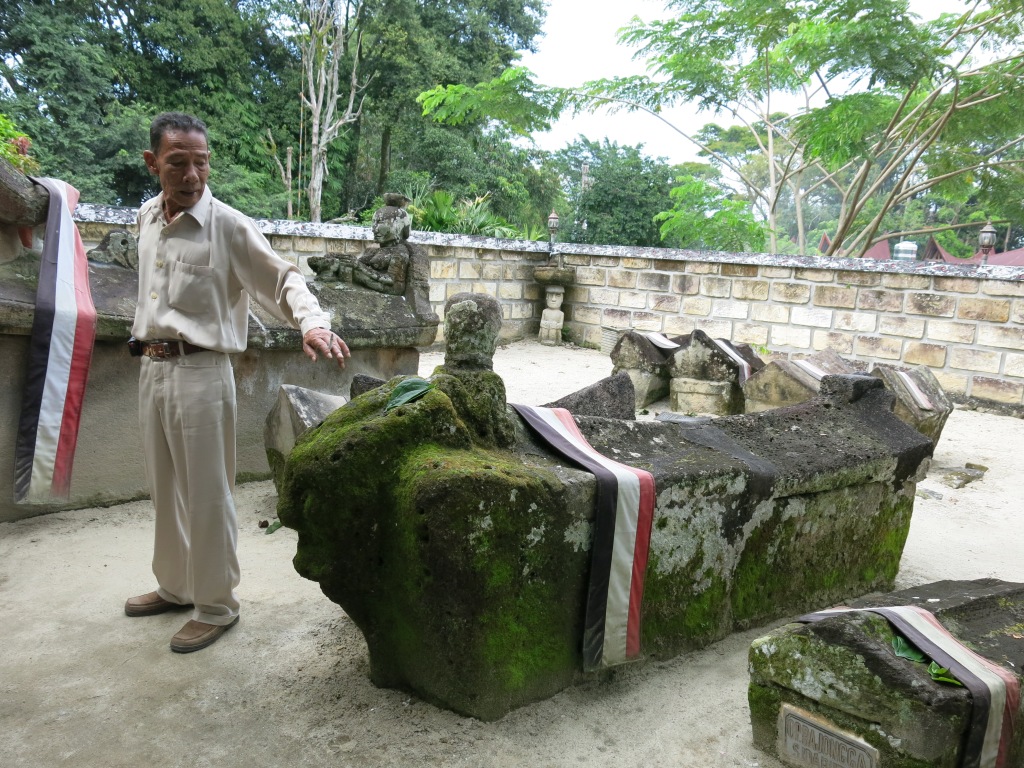 makam raja-raja Batak